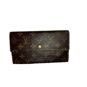 LOUIS VUITTON Porte Tresor International Wallet